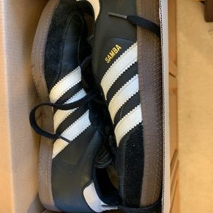 Adidas Samba Classic Soccer shoes Size 7